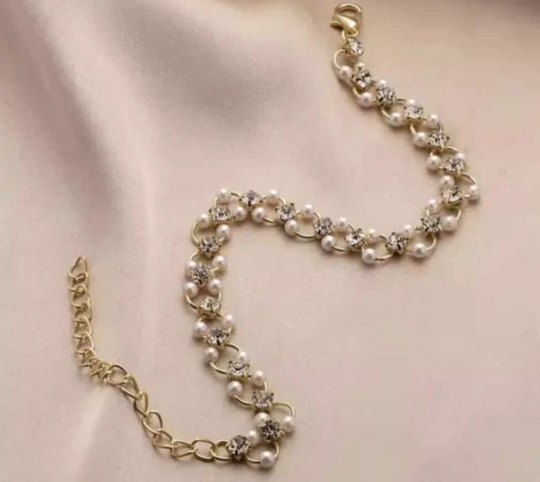 Women's Gold-Tone Floral Crystal Bracelet - Image 3